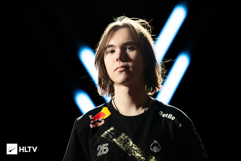 共赴新“竞”界！丨2023全球电竞运动领袖峰会暨腾讯电竞年度发布会