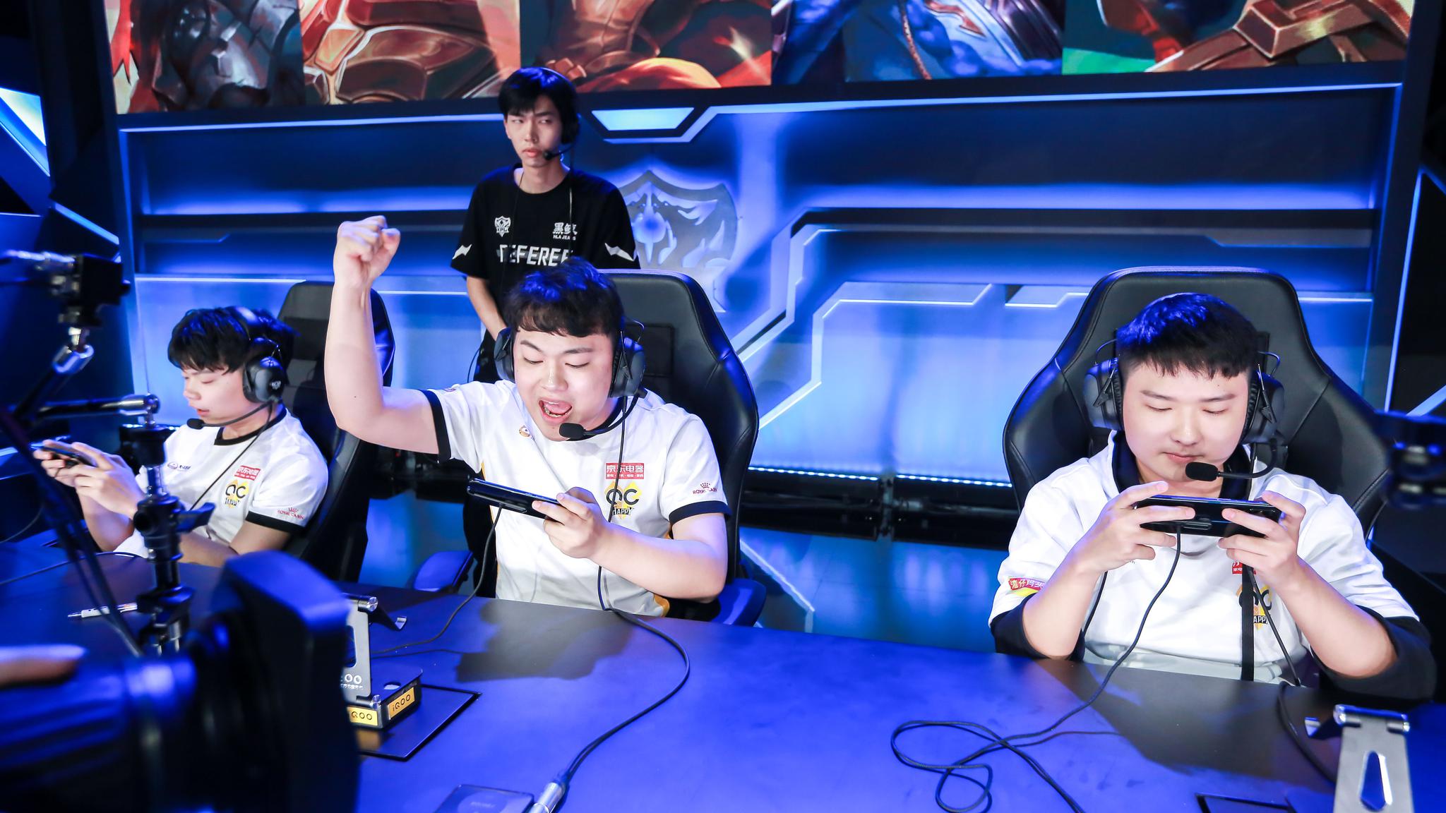 Weibo Gaming 官方博客发布了 Tian 问答：我觉得每天的训练赛都很有趣